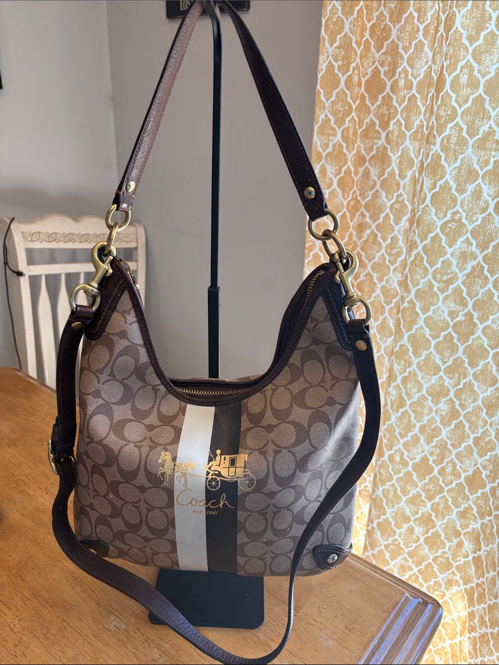 Coach Chelsea 2008 with crossbody